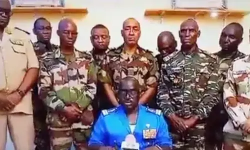 नीजर में तख्तापलट, सेना ने राष्ट्रपति को बनाया बंधक