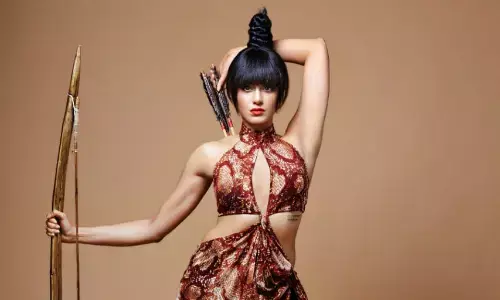 कमांडो 4 में अनोखे स्टंट और एक्शन करती नजर आएंगी अदा शर्मा