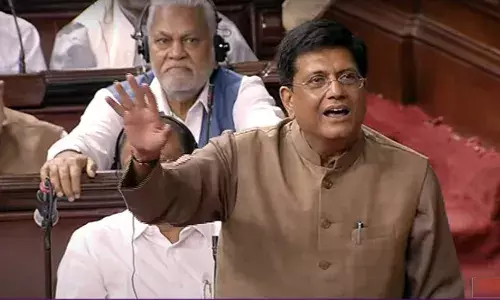 काले कपड़ों में विपक्षी सांसदों के आने पर सरकार ने कहा, मन काला और तन भी काला