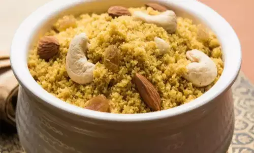 सावन सोमवार के व्रत में खाने के लिए बनाइए राजस्थान का स्पेशल चूरमा, इस आसान रेसिपी से साथ