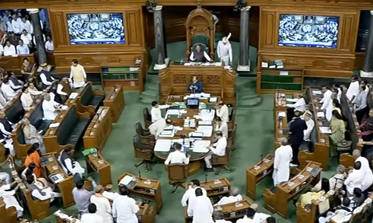अविश्वास प्रस्ताव पर चर्चा की तारीख को लेकर सरकार और विपक्ष आमने-सामने अविश्वास प्रस्ताव पर चर्चा की तारीख को लेकर सरकार और विपक्ष आमने-सामने