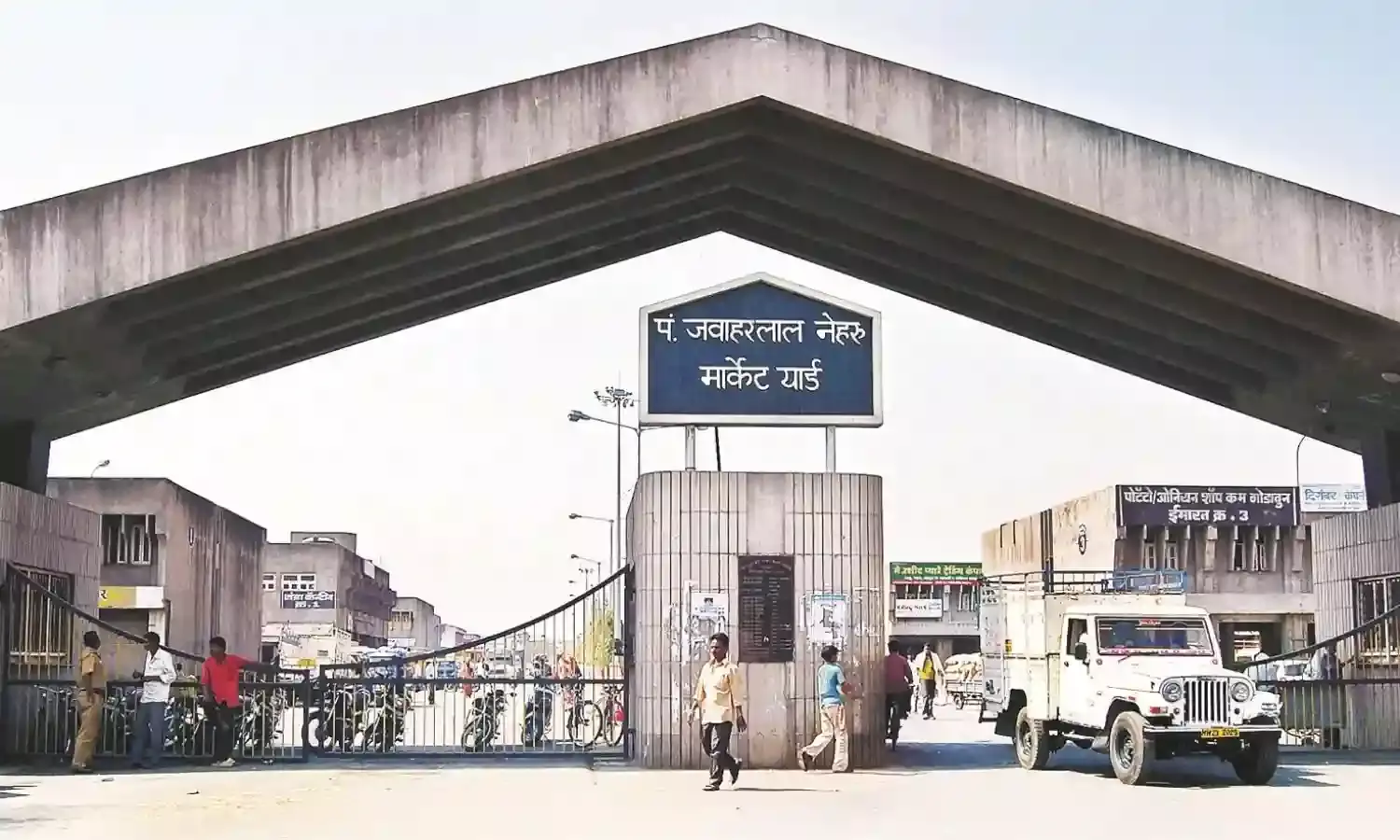 एंट्री फीस व पार्किंग चार्ज वसूलेगी बाजार समिति