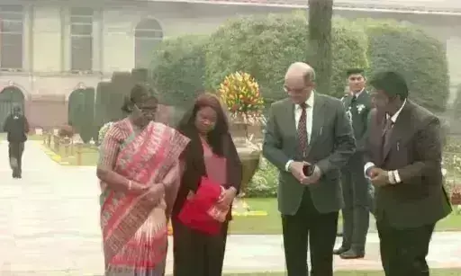 राष्ट्रपति निवास के भोजन का हिस्सा बनेंगे वड़ापाव-चटनी