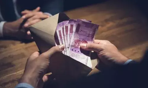 5 हजार रुपए की घूस लेते हत्थे चढ़ा हवलदार, एसीबी ने की कार्रवाई