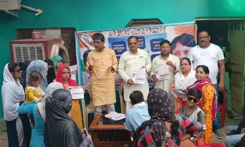 नारी सम्मान के प्रभारी की मौजूदगी में भरे गए महिलाओं के फार्म