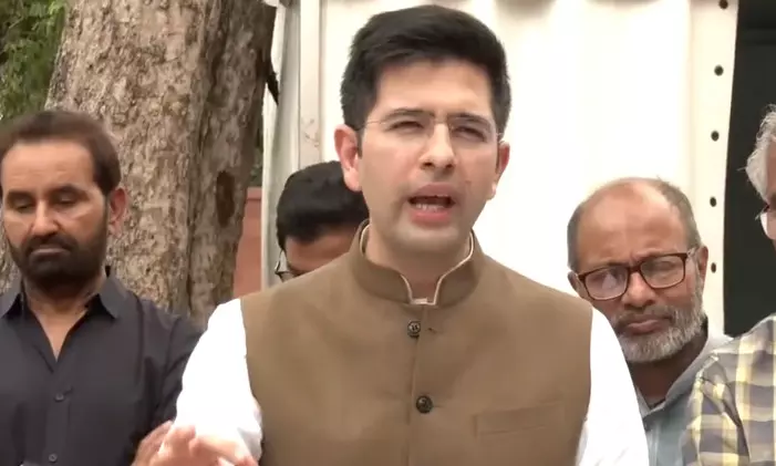 लोकतंत्र को बाबूशाही में बदल देगा जीएनसीटीडी संशोधन विधेयक : आप लोकतंत्र को बाबूशाही में बदल देगा जीएनसीटीडी संशोधन विधेयक : आप