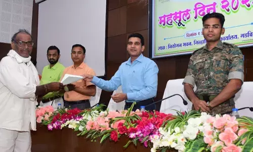 गड़चिरोली की प्रगति में राजस्व विभाग की बड़ी भूमिका : जिलाधिकारी