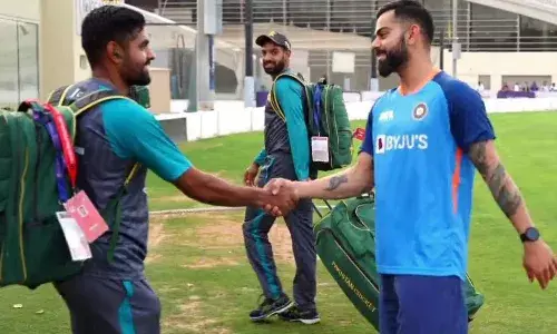 पाकिस्तान की वनडे विश्व कप में भागीदारी पर हाई प्रोफ़ाइल बैठक में होगा फैसला : रिपोर्ट पाकिस्तान की वनडे विश्व कप में भागीदारी पर हाई प्रोफ़ाइल बैठक में होगा फैसला : रिपोर्ट