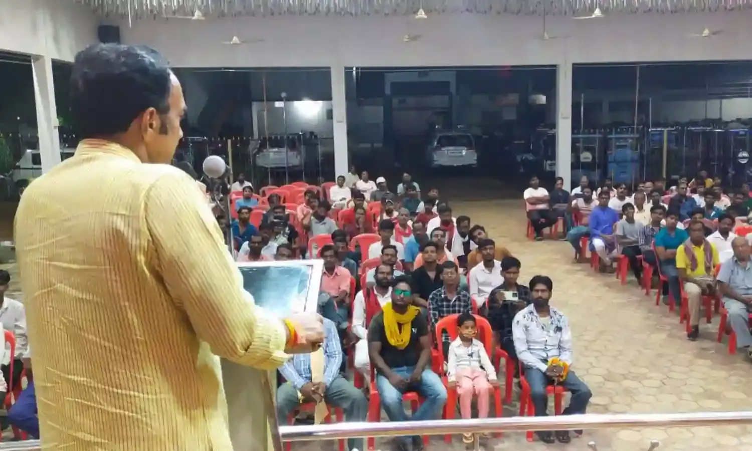 टैक्सी यूनियन की समस्याओं दूर किया जाएगा: बृजेन्द्र प्रताप सिंह