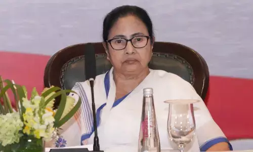 ममता बोलीं : बंगाल के मौजूदा राज्यपाल अपने पूर्ववर्ती से भी बदतर हैं ममता बोलीं : बंगाल के मौजूदा राज्यपाल अपने पूर्ववर्ती से भी बदतर हैं