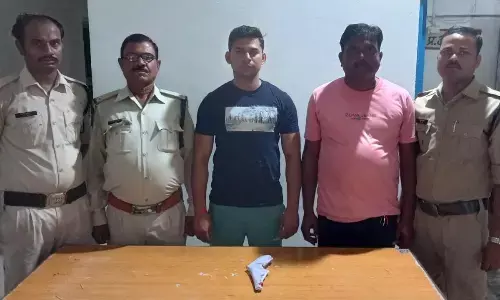 कट्टा-कारतूस के साथ १९ वर्षीय युवक गिरफ्तारन