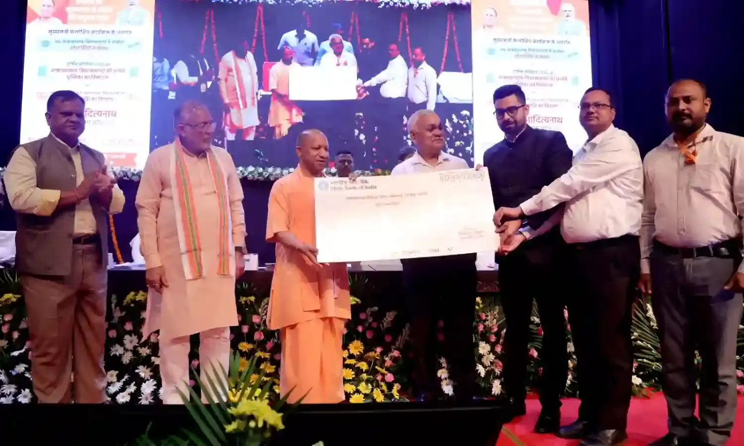 शिक्षा, स्वास्थ्य, इन्फ्रास्ट्रक्चर, किसान और महिलाओं के लिए समर्पित भाव से कार्य करें शोधार्थी : मुख्यमंत्री