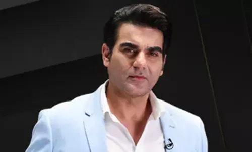 अरबाज खान का खुलासा : सलीम खान ने हेलेन को कभी बच्चों पर नहीं थोपा 