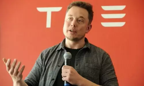 एलन मस्क ने स्टॉक ट्रेडिंग प्लेटफॉर्म लॉन्च करने की रिपोर्ट का किया खंडन