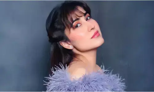 शीना बजाज नॉन स्टॉप धमाल से करेंगी बॉलीवुड डेब्यू