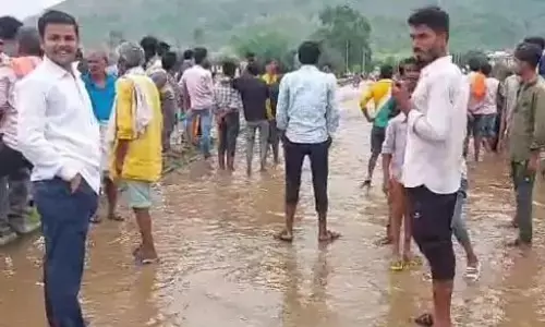 जिले में झमाझम बारिश, उफान पर पतने नदीं, पवई-मोहन्द्रा मार्ग पर आवागमन हुआ बंद