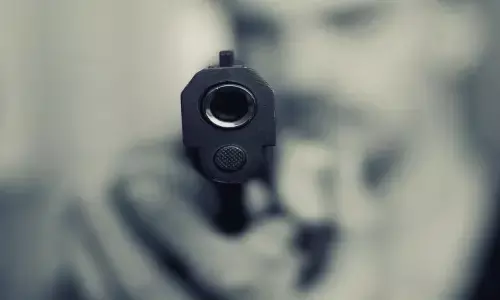 बिहार : पूर्व एमएलसी हुलास पांडेय के पुत्र ने खुद को गोली मारकर कर ली आत्महत्या