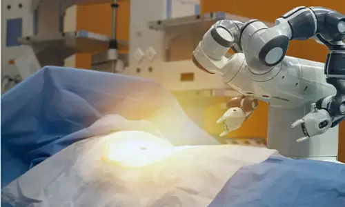 अब रोबोटिक सर्जरी ने घुटने के रिप्लेसमेंट को बनाया और ज़्यादा भरोसेमंद