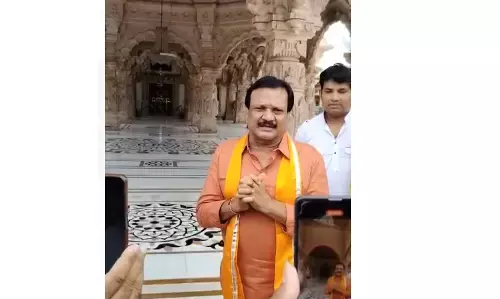मध्यप्रदेश: संविधान को मिटाने वाले खुद मिट जायेंगे, संविधान अमर रहेगा - सज्जन सिंह वर्मा मध्यप्रदेश: संविधान को मिटाने वाले खुद मिट जायेंगे, संविधान अमर रहेगा - सज्जन सिंह वर्मा