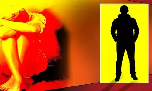 बेंगलुरु : प्रिंसिपल ने 10 साल की मासूम का किया रेप, गिरफ्तार बेंगलुरु : प्रिंसिपल ने 10 साल की मासूम का किया रेप, गिरफ्तार