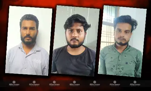 24 घंटे में ट्रांसपोर्टर की हत्या का खुलासा, 3 आरोपी गिरफ्तार 24 घंटे में ट्रांसपोर्टर की हत्या का खुलासा, 3 आरोपी गिरफ्तार