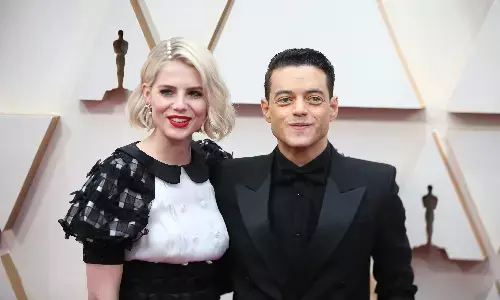 रामी मालेक और लुसी बॉयटन का ब्रेकअप, पांंच साल साथ रहने के बाद अलग रामी मालेक और लुसी बॉयटन का ब्रेकअप, पांंच साल साथ रहने के बाद अलग