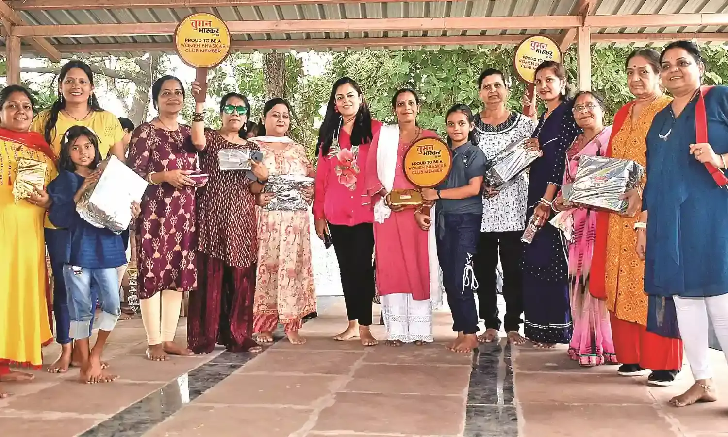 फ्रेंडशिप-डे पर डब्बा पार्टी, वुमन भास्कर क्लब का आयोजन