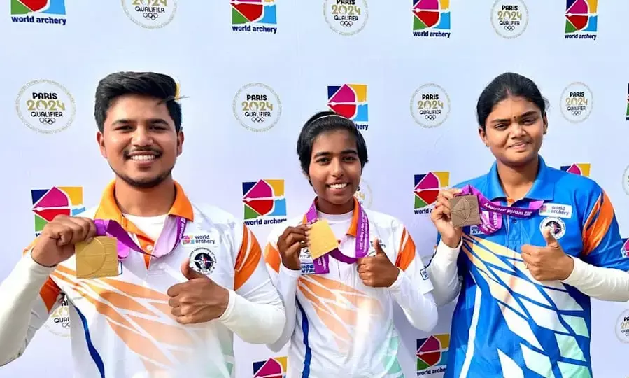 विश्‍व तीरंदाजी चैंपियनशिप : अदिति स्वामी, ओजस देवताले ने कंपाउंड विश्‍व चैंपियन का खिताब जीता 