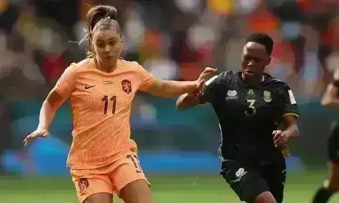 फीफा महिला विश्व कप: दक्षिण अफ्रीका को हराकर क्वार्टर फाइनल में पहुंची नीदरलैंड फीफा महिला विश्व कप: दक्षिण अफ्रीका को हराकर क्वार्टर फाइनल में पहुंची नीदरलैंड