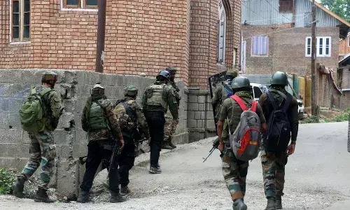 कुलगाम मुठभेड़ में शहीद कश्मीरी सैनिक सुपुर्द-ए-खाक