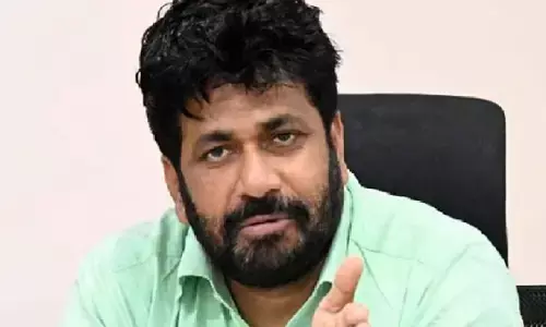 ऑनलाइन गेम्स विज्ञापन के लिए तेंडुलकर को नोटिस दें - कड़ू