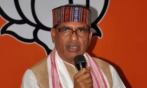 शिवराज को बड़ा झटका- जन आशीर्वाद यात्रा का इकलौता चेहरा नहीं होंगे सीएम चौहान