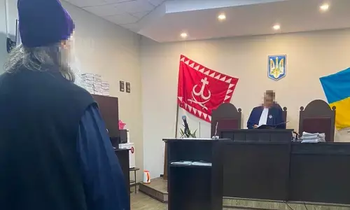 यूक्रेन में रूस समर्थित चर्च के पादरी को युद्ध का समर्थन करने पर जेल