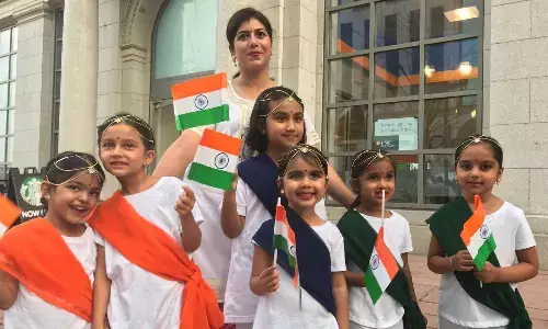 स्वतंत्रता दिवस के दिन बच्चों के लिए होस्ट करें ये मजेदार एक्टिविटीज, जिनमें पार्टिसिपेट कर बच्चे हो जाएंगे खुश स्वतंत्रता दिवस के दिन बच्चों के लिए होस्ट करें ये मजेदार एक्टिविटीज, जिनमें पार्टिसिपेट कर बच्चे हो जाएंगे खुश