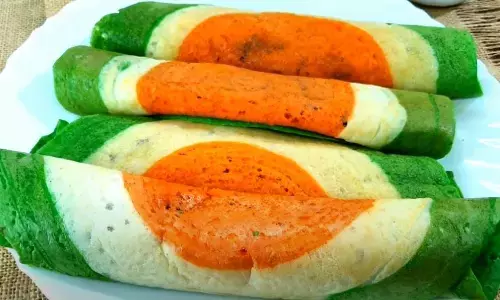 स्वतंत्रता दिवस स्पेशल : आर्टिफीशियल कलर का इस्तेमाल किए बिना, घर पर ऐसे बनाएं तिरंगा डोसा