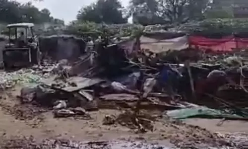 नूंह हिंसा : रहने के लिए कोई जगह नहीं, प्रवासी बड़ी संख्या में अपने मूल स्थान पर लौट रहे नूंह हिंसा : रहने के लिए कोई जगह नहीं, प्रवासी बड़ी संख्या में अपने मूल स्थान पर लौट रहे