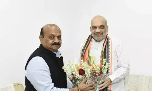 बोम्मई ने दिल्ली में शाह से की मुलाकात, कर्नाटक भाजपा को नेता प्रतिपक्ष की घोषणा का इंतजार बोम्मई ने दिल्ली में शाह से की मुलाकात, कर्नाटक भाजपा को नेता प्रतिपक्ष की घोषणा का इंतजार