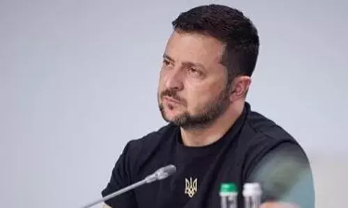 यूक्रेनवासियों की आंखों में थकान तो रूसियों की आंखों में डर हैः जेलेंस्की यूक्रेनवासियों की आंखों में थकान तो रूसियों की आंखों में डर हैः जेलेंस्की