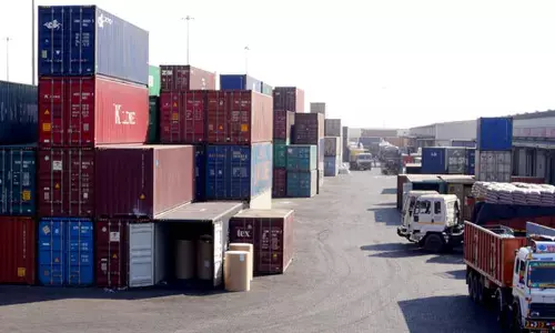 डीआरआई ने सुपारी की अवैध तस्करी करने वाले गिरोह का भंडाफोड़ किया