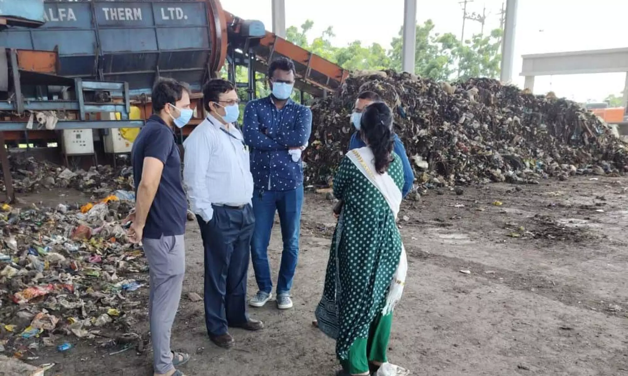 अमरावती पहुंचते ही नीरी ने किया छत्री तालाब का निरीक्षण अमरावती पहुंचते ही नीरी ने किया छत्री तालाब का निरीक्षण