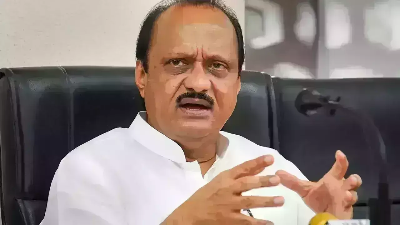 अधिकारियों को टैक्स चोरी रोक कर राजस्व बढ़ाने पर जोर देने का निर्देश अधिकारियों को टैक्स चोरी रोक कर राजस्व बढ़ाने पर जोर देने का निर्देश