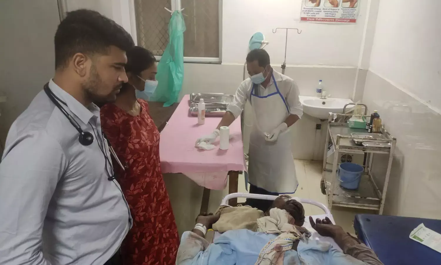 हत्या...धारदार हथियार से वार कर पत्नी को उतारा मौत के घाट