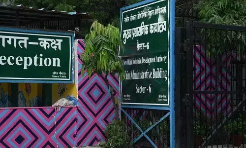 तबादले के बाद भी खाली नही किया सरकारी बंगला