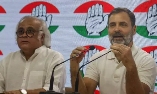 राहुल गांधी का मोदी पर तंज, कहा - शायद पीएम मेरा चेहरा नहीं देखना चाहते राहुल गांधी का मोदी पर तंज, कहा - शायद पीएम मेरा चेहरा नहीं देखना चाहते