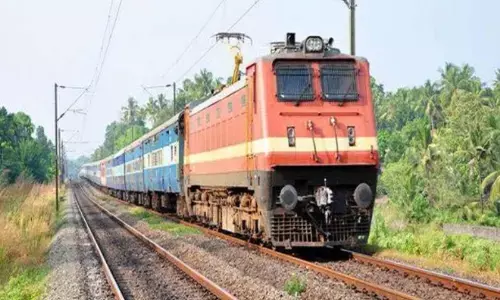 जलगांव मनमाड के बीच होगा यार्ड रिमॉडलिंग, मुंबई से चलने वाली ट्रेनें रहेंगी लेट जलगांव मनमाड के बीच होगा यार्ड रिमॉडलिंग, मुंबई से चलने वाली ट्रेनें रहेंगी लेट