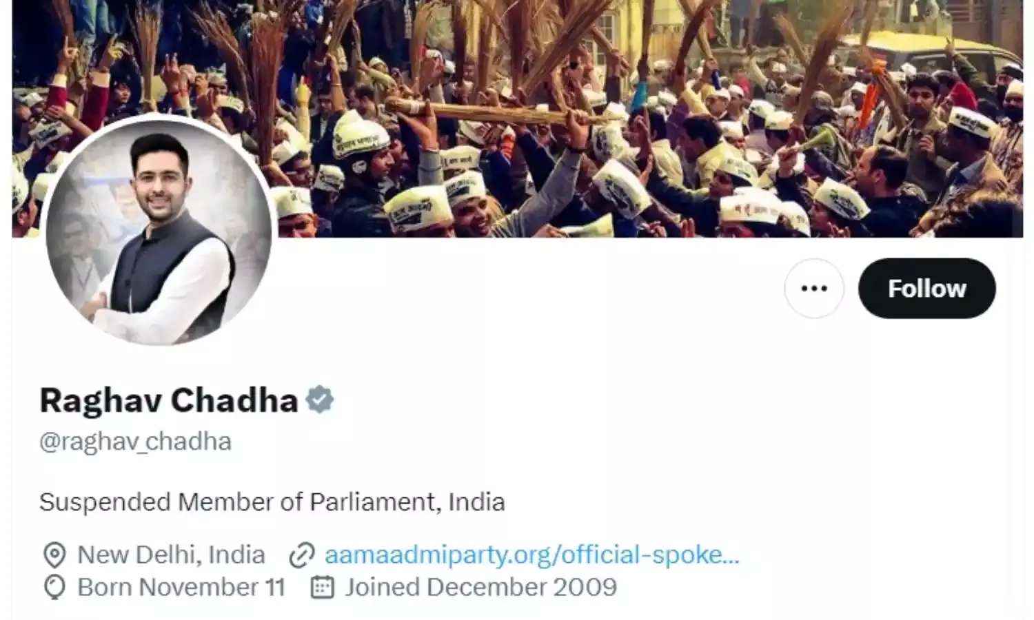 राघव चड्ढा ने अपने एक्स हैंडल पर खुद को निलंबित सांसद बताया