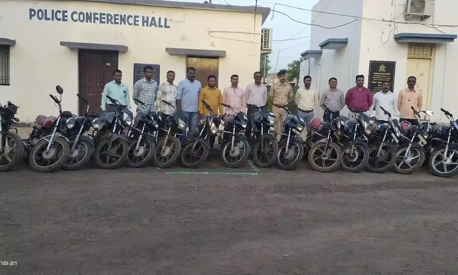 अंतरराज्यीय गिरोह के चार सदस्यों से जब्त की गई 21 दोपहिया