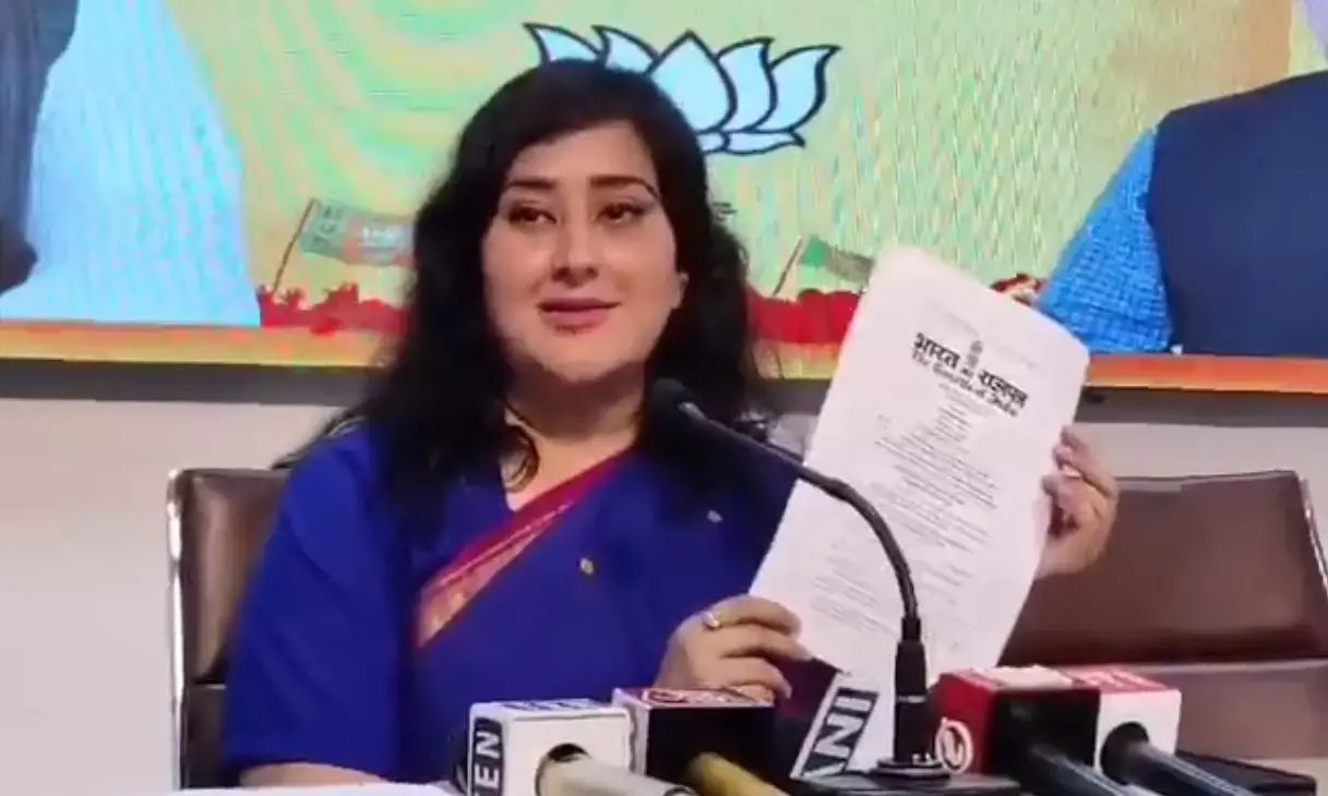 झगड़ालू, निकम्मी और घोटालों में डूबी हुई है केजरीवाल सरकार - बांसुरी स्वराज