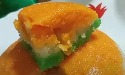 स्वतंत्रता दिवस स्पेशल : खास मौके पर हलवे को दें तिरंगा टच, यहां जानें आसान रेसिपी स्वतंत्रता दिवस स्पेशल : खास मौके पर हलवे को दें तिरंगा टच, यहां जानें आसान रेसिपी