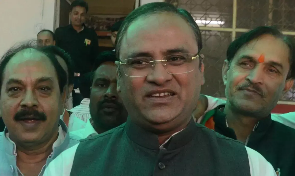 मप्र में शिक्षक भर्ती में गड़बड़ी तो बोर्ड परीक्षा के पर्चे लीक - कांग्रेस